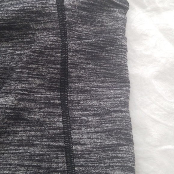 Victorias Secret Sport Leggings Size S - Picture 3 of 8